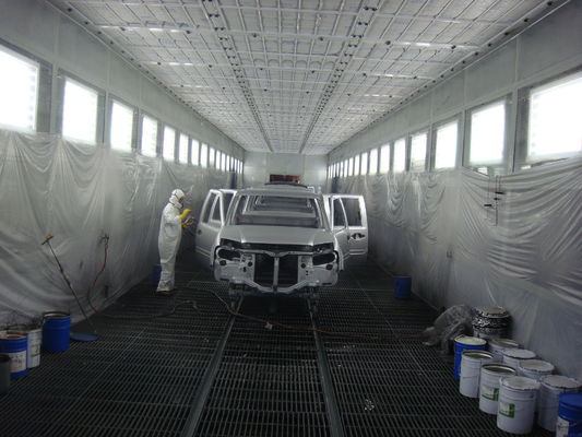 คุณภาพ 15000 ชุด / ปี Auto Paint Shop Spraying Line พร้อมระบบขนส่งกึ่งอัตโนมัติ โรงงาน